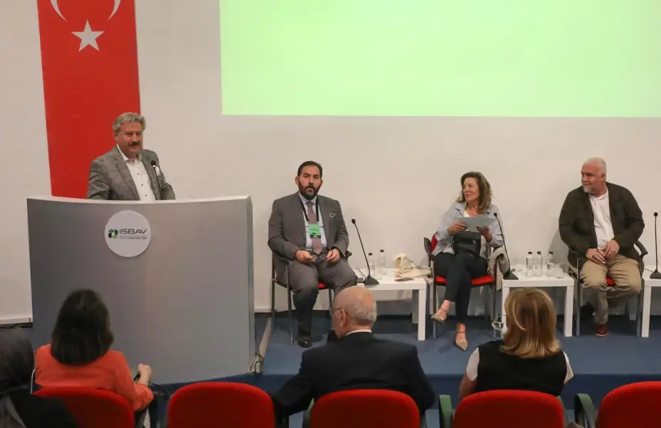 Başkan Palancıoğlu: "Şehirleri imar ederken nesilleri ihmal etmiyoruz"