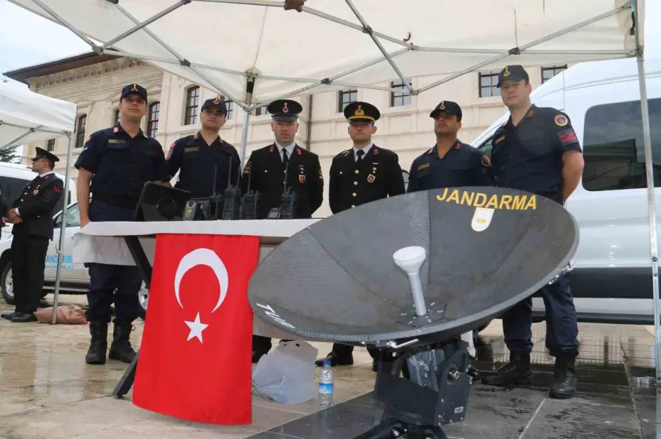 Teşkilatın gözbebekleri 186. kuruluş yıl dönümünde sergilendi