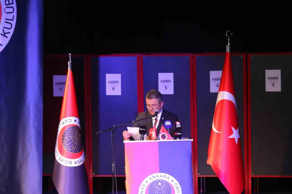 Gençlerbirliği’nde Osman Sungur yeniden başkan seçildi