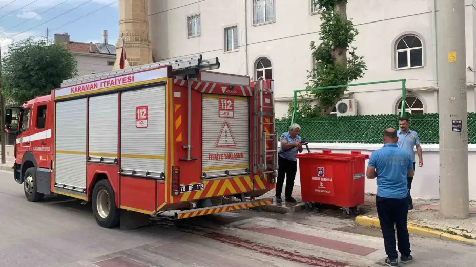 Karaman’da çöp konteynerinde yangın çıktı