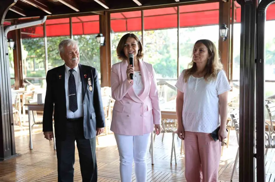 Başkan Ünlüce Babalar Günü’nde şehit ve gazi babalarını ile buluştu