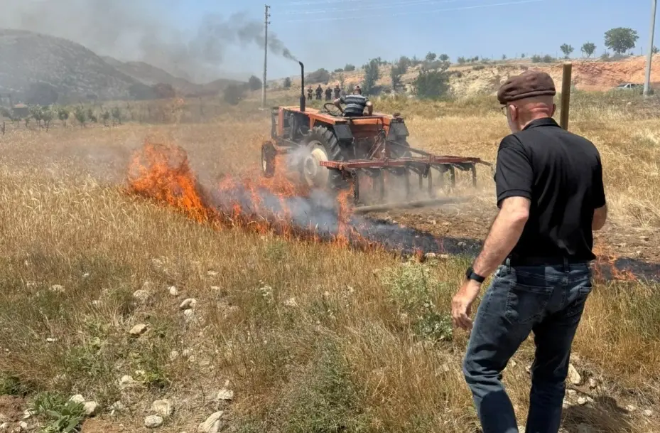 Karaman’da 200 dekar ekili alan kül oldu