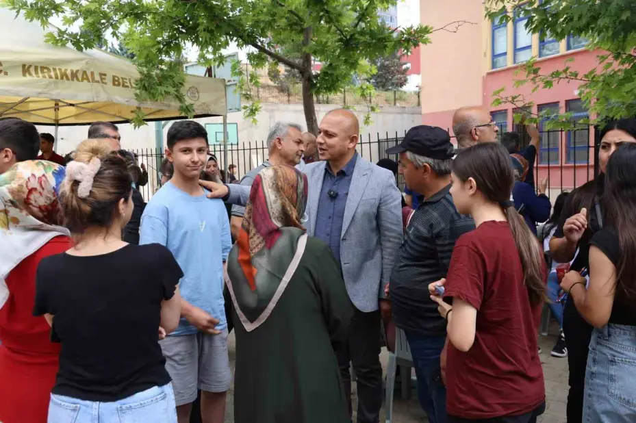 Başkan Önal’dan LGS’ye giren öğrencilere moral ziyareti