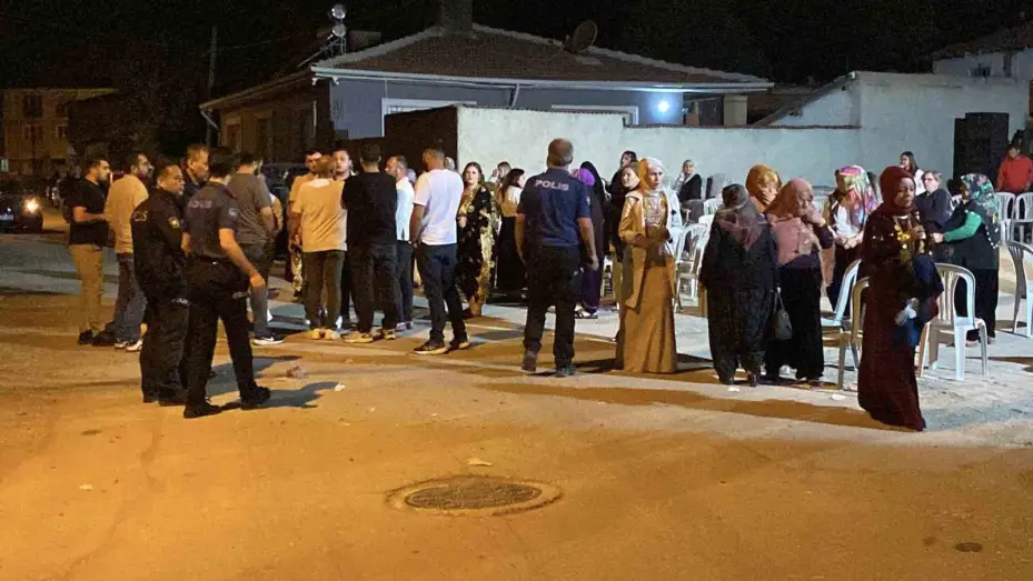 Sokak düğününde göğsüne yorgun mermi isabet eden kadın yaralandı