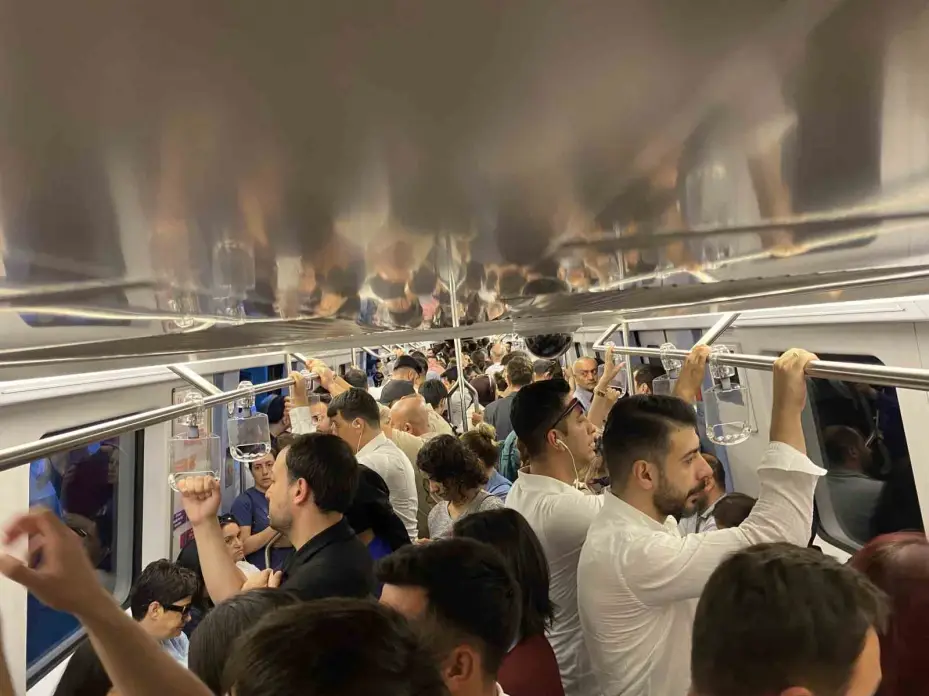 Ankara metrosunda arıza: Yolcular boşaltıldı