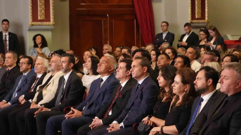 Bakan Ersoy: "Kültür ve sanatla daha güçlü bir Türkiye hedefi doğrultusunda çalışmaya devam edeceğiz"