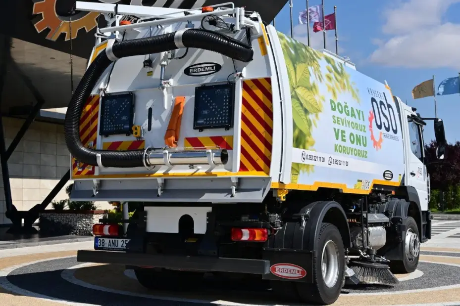 Kayseri OSB araç filosuna vakumlu yol süpürme aracı eklendi