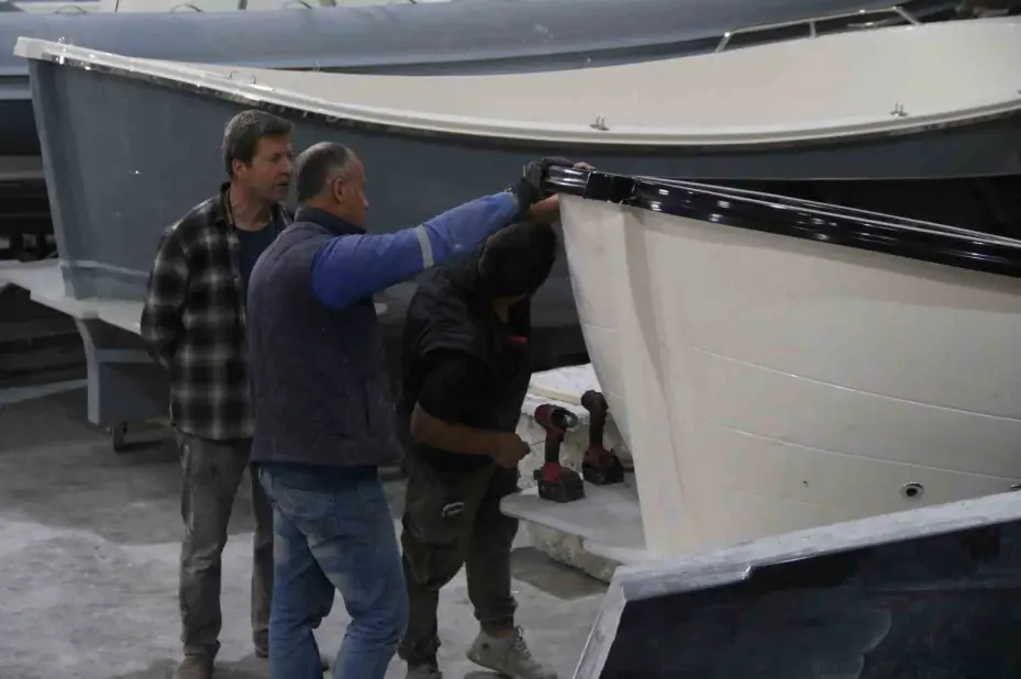 Bozkırın ortasında üretilen tekneler uluslararası sularda yüzüyor