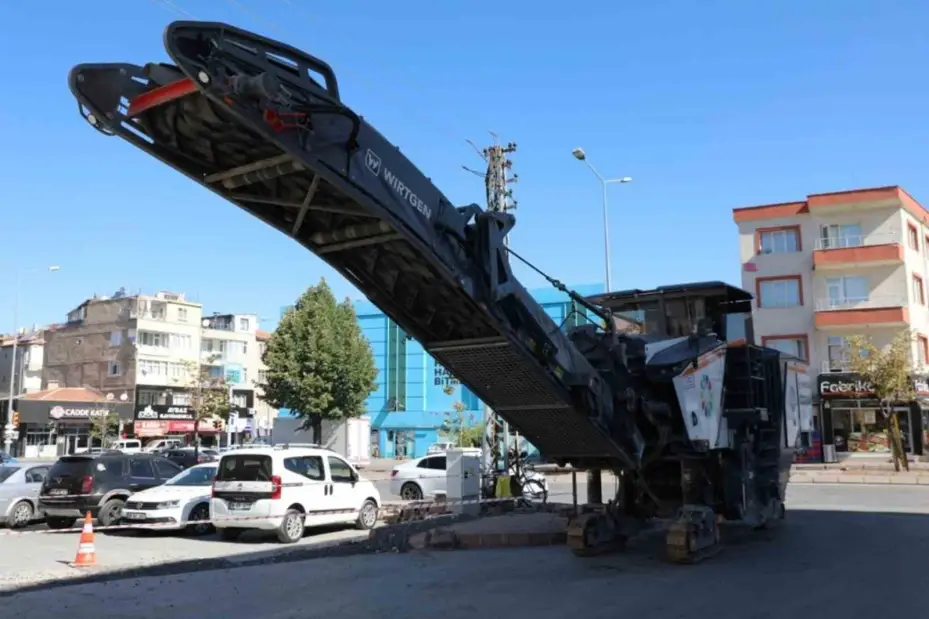 Başkan Çolakbayrakdar, "Kayseri’de ilk kez kullanılan araçla doğayı koruyoruz"