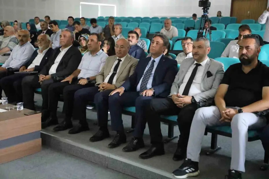 Aşık Seyrânî için ulusal düzeyde şiir yazma yarışması düzenlendi