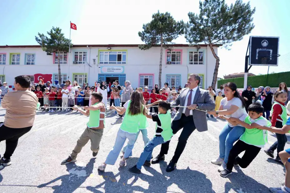 Bakan Tekin, Ankara’da "Dönem Sonu Faaliyet Haftası" etkinliklerine katıldı