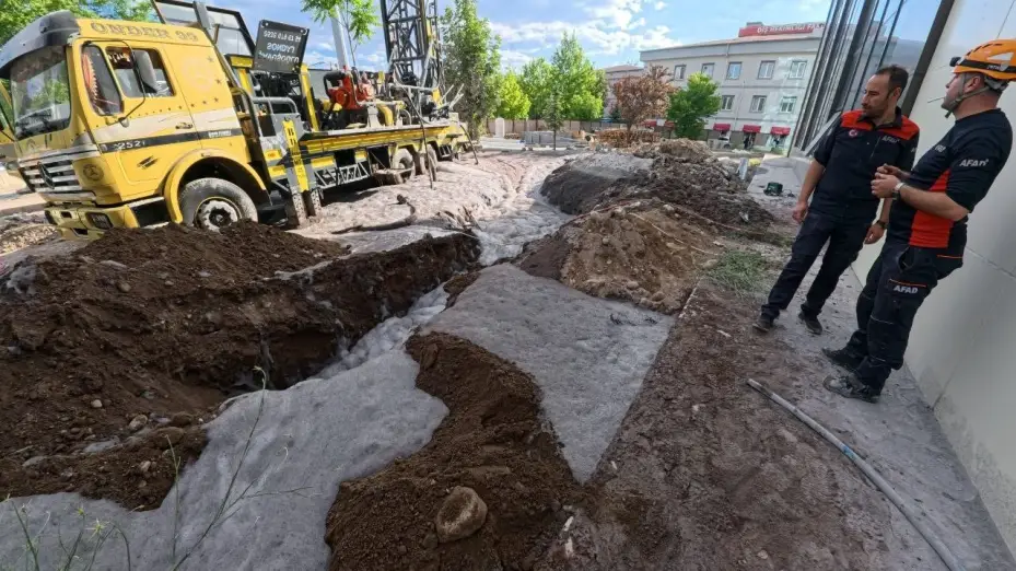 Sondaj kuyusuna düşen işçi hayatını kaybetti