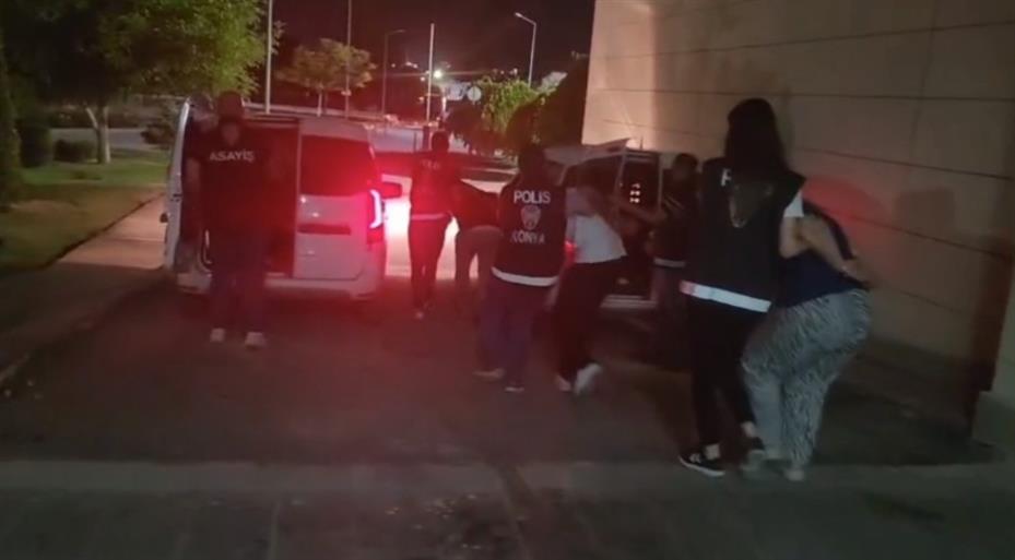 Konya’da masaj salonu kılıfıyla faaliyet gösteren suç çetesi çökertildi