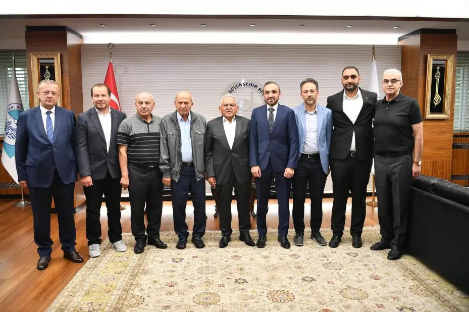 Başkan Büyükkılıç, Kayseri’yi tanıtan Endonezyalı öğrencileri ağırladı