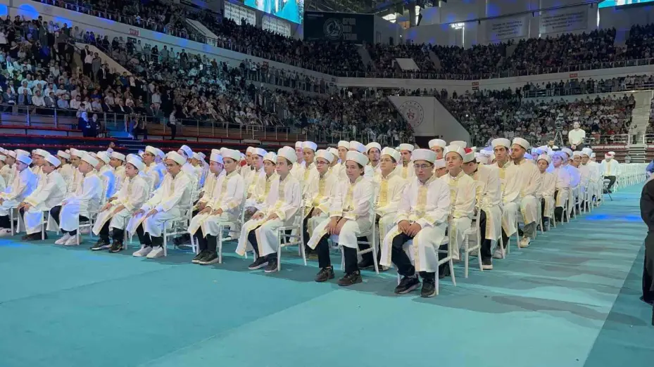 Diyanet İşleri Başkanı Erbaş, Konya’da Hafızlık İcazet Merasimi’ne katıldı