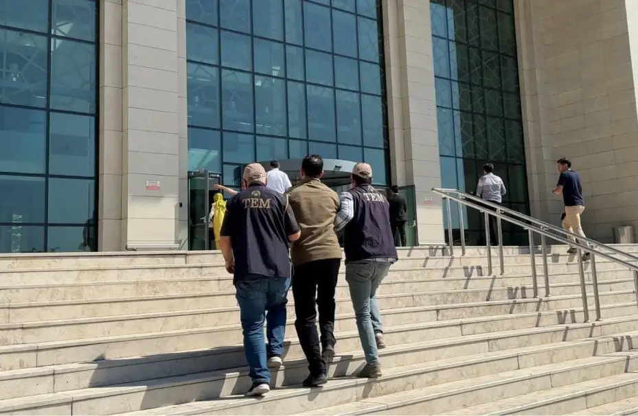 Kırıkkale’de FETÖ’nin il sorumlu yardımcısı teslim oldu