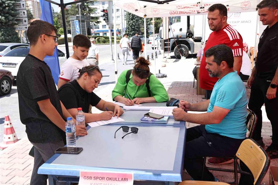 Niğde’de Yaz Spor Okulları kayıtları devam ediyor