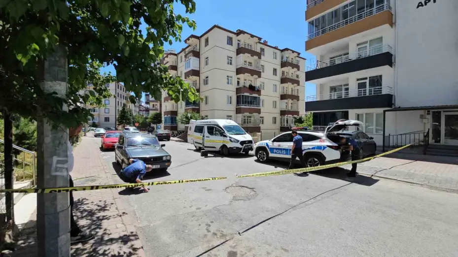 Çocukların kavgasına aileler de dahil oldu: 5’i bıçakla 6 yaralı