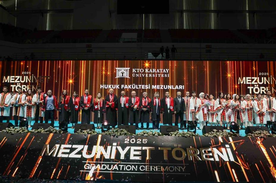 KTO Karatay Üniversitesi’nde mezuniyet coşkusu