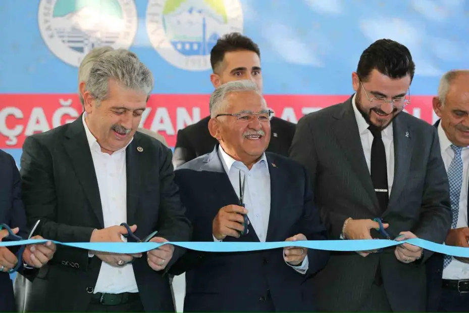 Yahyalı’da 72 milyon TL’lik Grup Yol Projesi hizmete açıldı