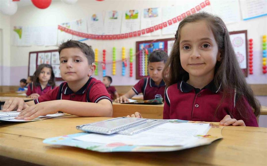 Karneler alındı, yaz tatili başladı: Öğrencilere "dijital bağımlılık" uyarısı