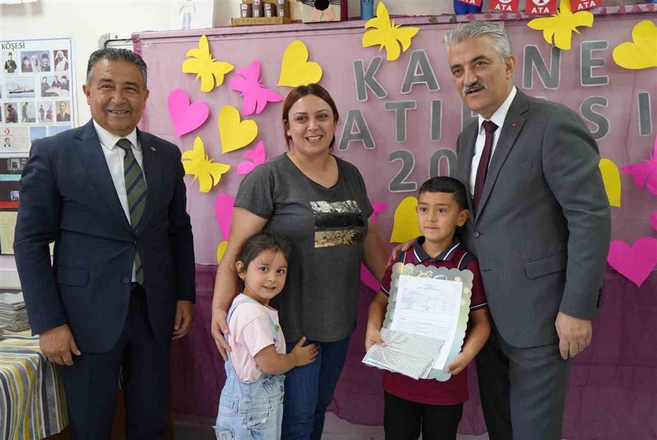 Karneler alındı, yaz tatili başladı: Öğrencilere "dijital bağımlılık" uyarısı