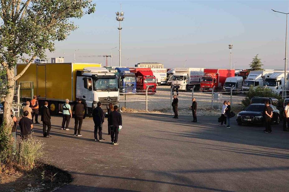 YKS soru kitapçıklarını taşıyan 528 nakliye aracı, 250 sınav merkezine doğru yola çıktı
