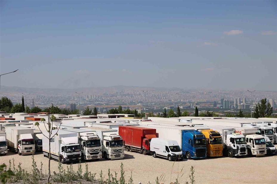 YKS soru kitapçıklarını taşıyan 528 nakliye aracı, 250 sınav merkezine doğru yola çıktı