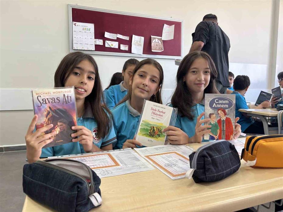 Sivas’ta 121 bin 211 öğrenci karne heyecanı yaşadı