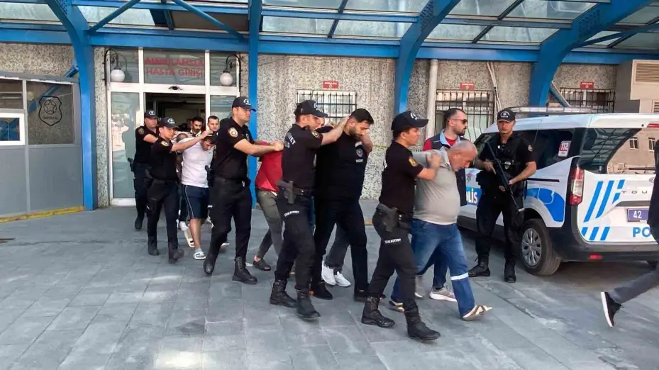 Konya merkezli 4 ilde 116,5 milyon liralık dolandırıcılık operasyonu: 11 gözaltı