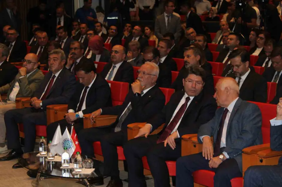 Adalet Bakanı Tunç: "Ülkemizi karalamaya çalışanlar yargı camiamıza büyük haksızlık ediyor"