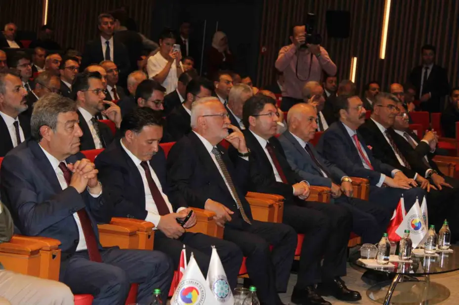 Adalet Bakanı Tunç: "Ülkemizi karalamaya çalışanlar yargı camiamıza büyük haksızlık ediyor"