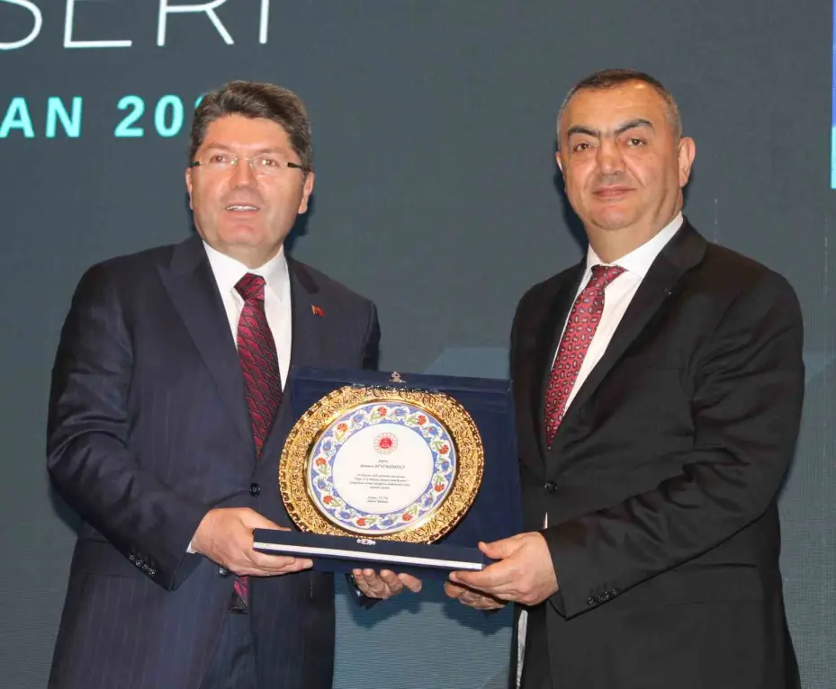 Hisarcıklıoğlu: "Arabuluculuğa gelen dosya sayısı 7.5 milyonu geçmiş ve 4.5 milyondan fazlası da anlaşmayla sonuçlanmış"