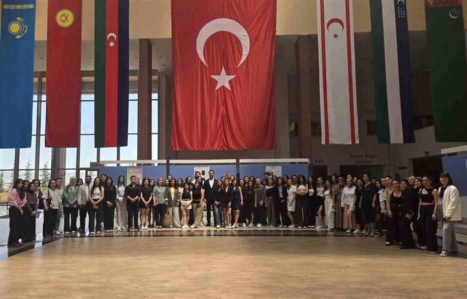’Sosyal Hizmet Uygulamalı Araştırma Poster Sunumları Etkinliği’ düzenlendi