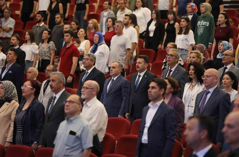 ERÜ’de ‘2024 Başarı Ödül Töreni’ düzenlendi