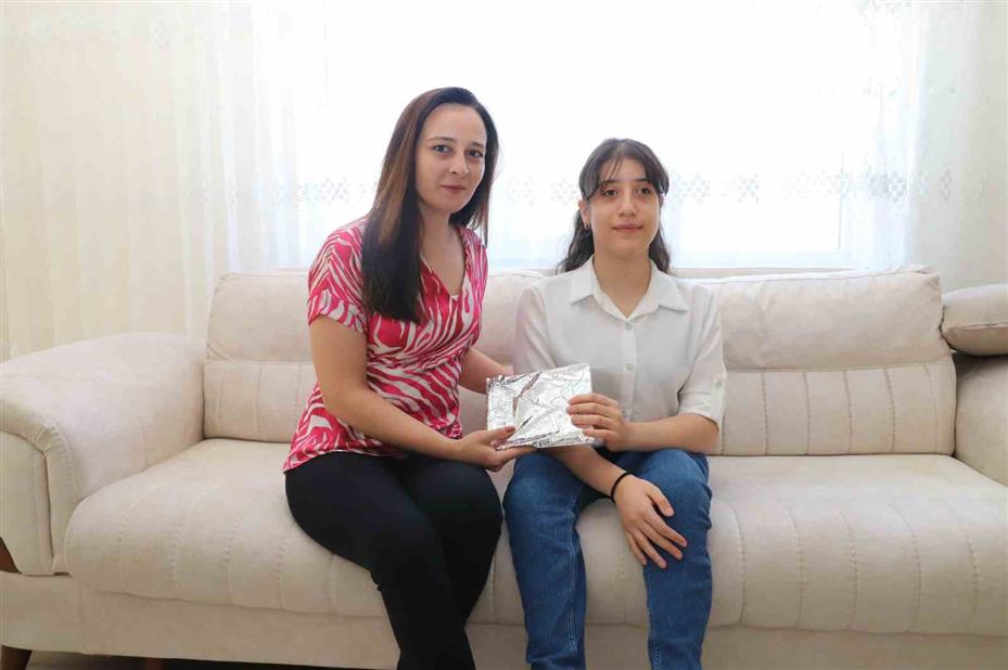 Sivas’ta evde eğitim alan öğrencilere özel karne ziyareti