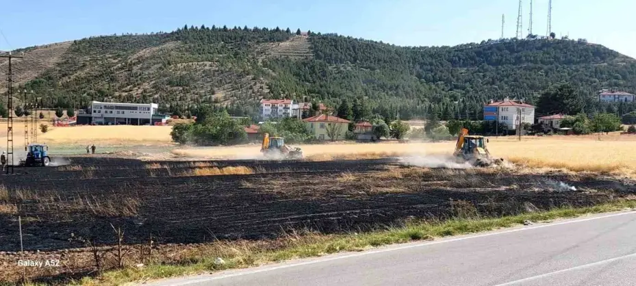 Beypazarı’nda tarla yangını
