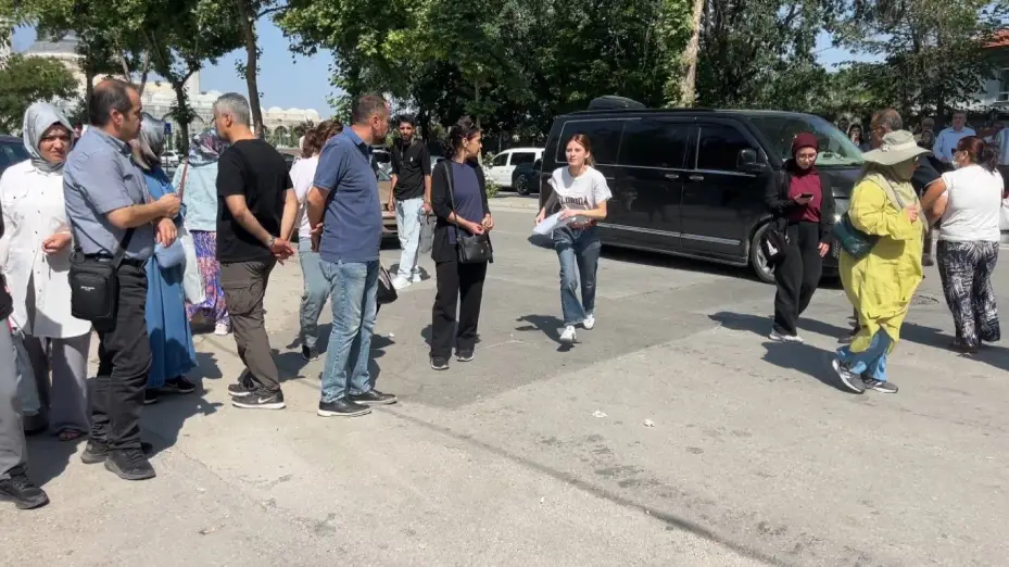 Umutlarına kimisi koşarak yetişti, kimisi gözyaşları içinde veda etti