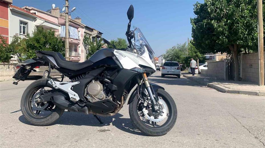 Karaman’da bir kişi YKS sınavına giderken kazada yaralandı
