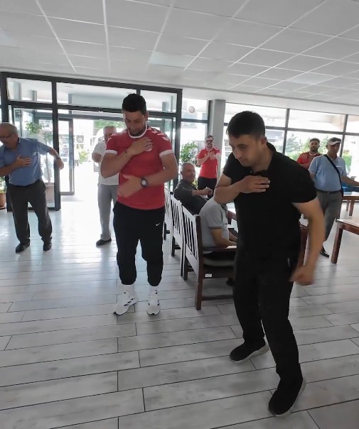 Büyükşehir Spor A.Ş.’den Emekliler Kafeteryası’nda jimnastik aktivitesi