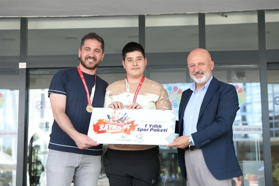 Başkan Çolakbayrakdar: "Çocuklarımızı aileleriyle buluşturacak programları artıracağız"