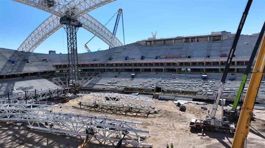 İki bakandan ’19 Mayıs Stadyumu’ paylaşımı