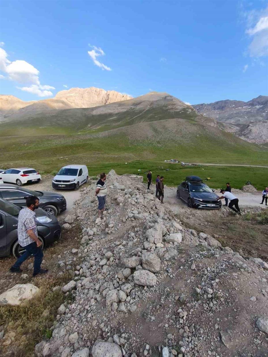 Doğa için yetkililerden karar: Meydan Yaylası’na araç girişi durduruldu
