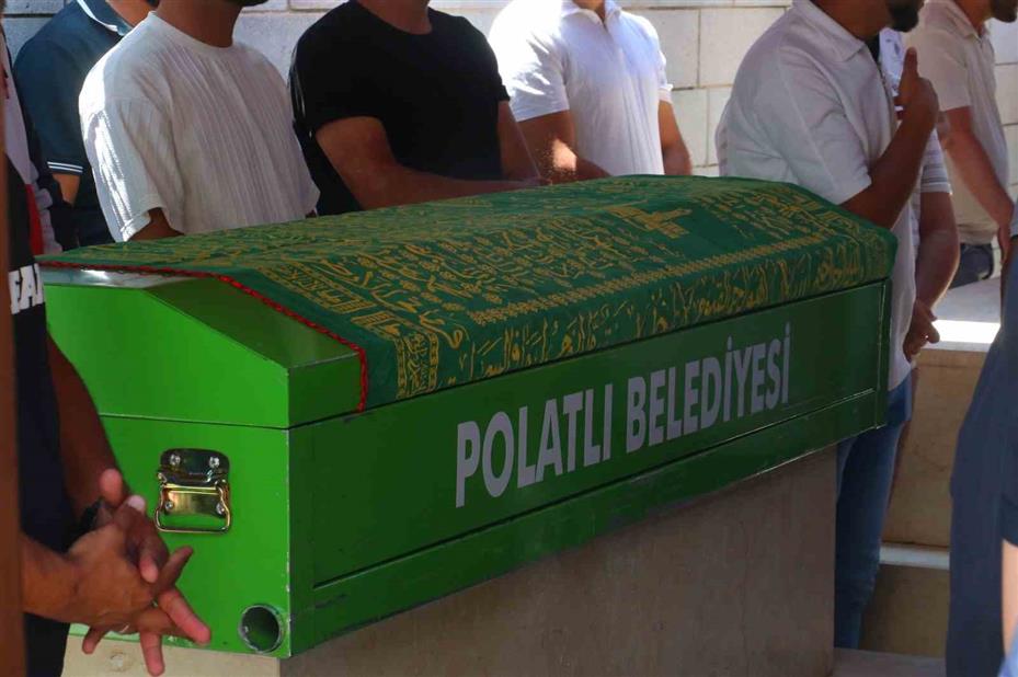 Ankara’da fabrikadaki azot gazı sızıntısından zehirlenen 2 işçi defnedildi