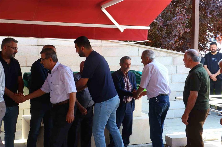 Ankara’da fabrikadaki azot gazı sızıntısından zehirlenen 2 işçi defnedildi