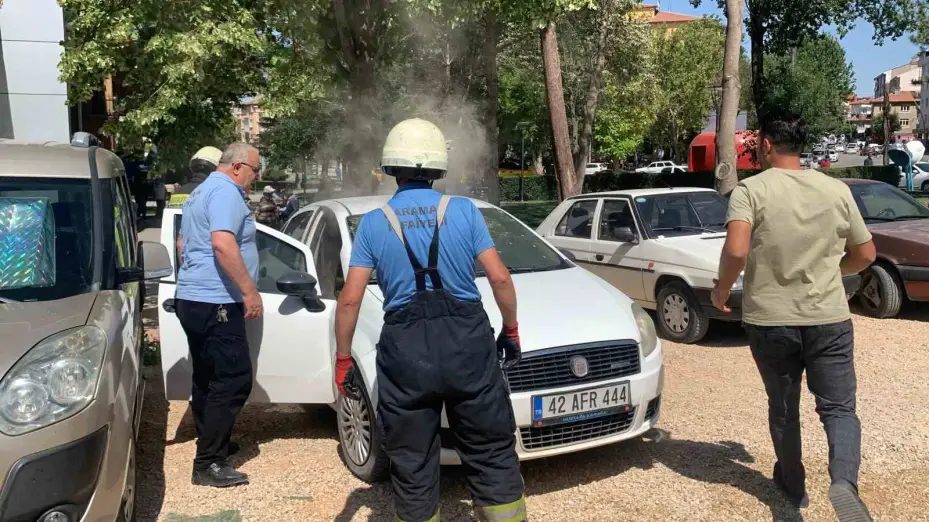 Karaman’da patlayan telefon bataryası az kalsın aracı yakacaktı