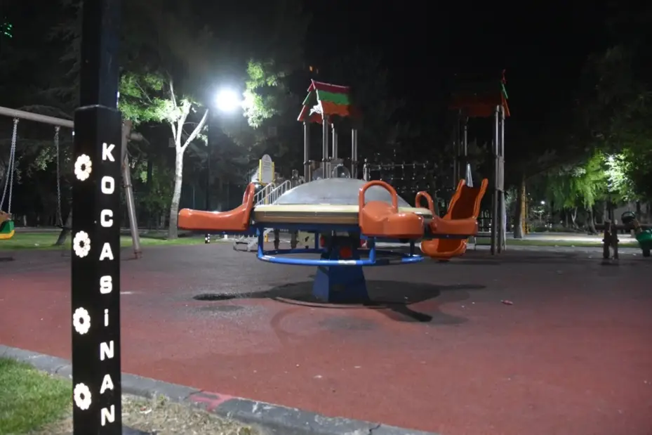 Kocasinan’ın göz alıcı parkları şehre renk katıyor
