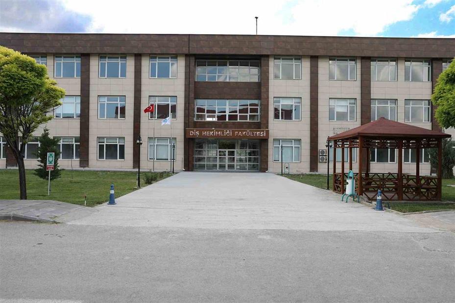 NÖHÜ Diş Hastanesi ilklere imza atmaya devam ediyor
