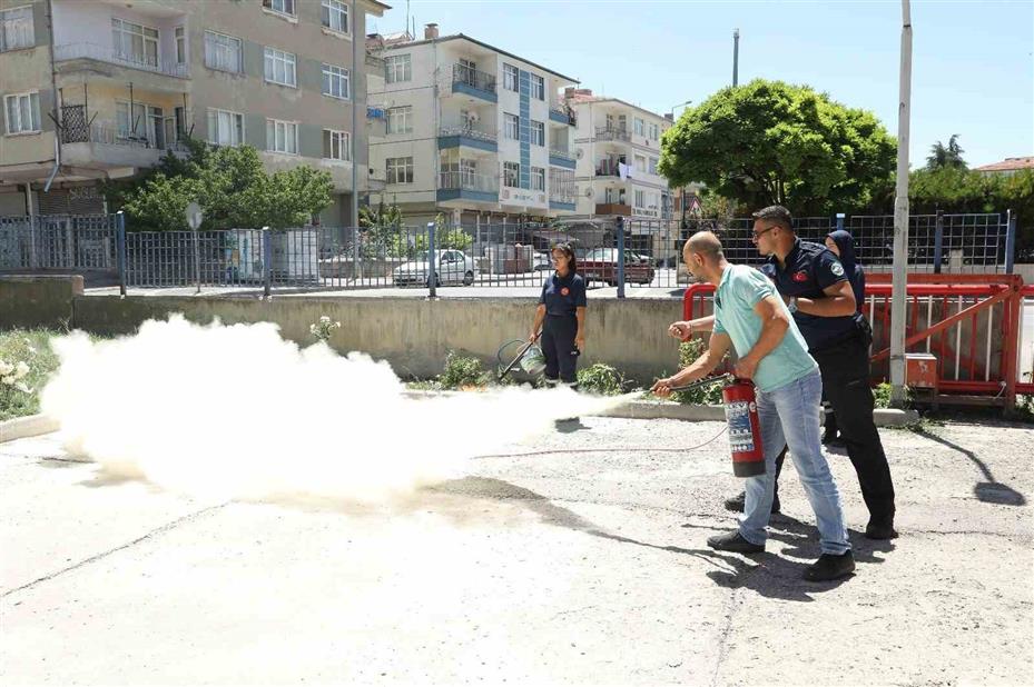 Büyükşehirin ‘Afet’ odaklı kurslarında katılım belgeleri sahiplerini buldu
