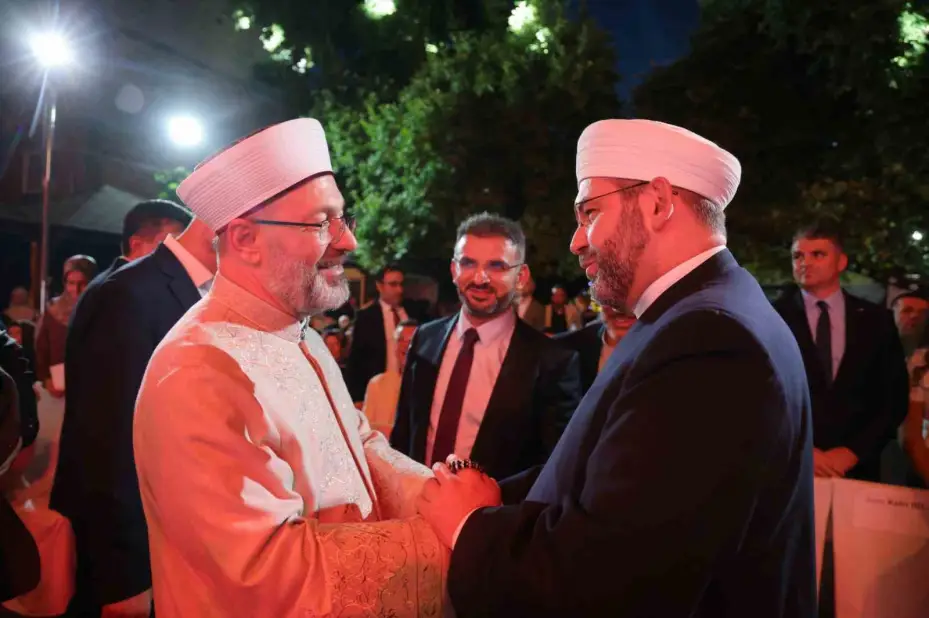 Diyanet İşleri Başkanı Erbaş, Arnavutluk’ta mezuniyet törenine katıldı